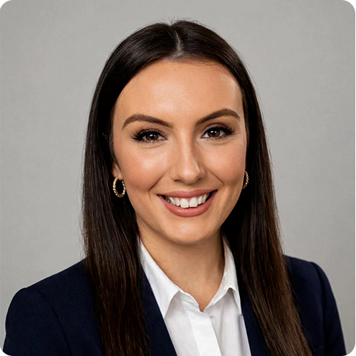 Stephanie Coyne Headshot